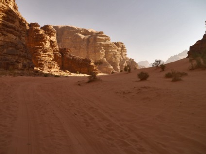 Desert wadi berbec, Iordania - safari în valea lunară