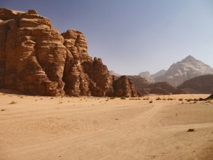 Desert wadi berbec, Iordania - safari în valea lunară