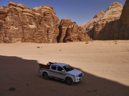 Desert wadi berbec, Iordania - safari în valea lunară