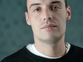 A Rapper Guf-et bírálták a marihuána kultúrájára (Guf) A Rapper Guf-t bírálták a marihuána-kultúra miatt