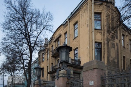 Élek egy lodgalban (St. Petersburg)