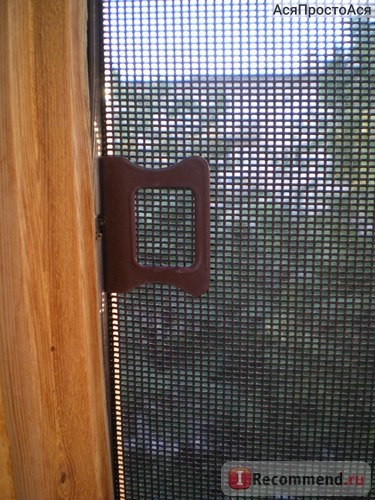 Plase de protecție de pe ferestrele antikot - 
