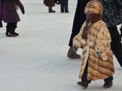 Iarna în pește Yakutsk, cerb, permafrost și diamante