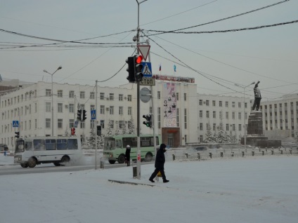 Iarna în pește Yakutsk, cerb, permafrost și diamante