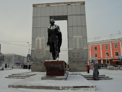 Iarna în pește Yakutsk, cerb, permafrost și diamante