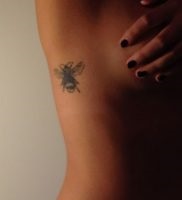 Înțeles tattoo bumblebee meaning, history, photo, sketches of drawings