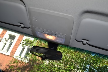 Inlocuire Aveo a iluminatului interior în cabină - repararea și reglarea modelului Chevrolet