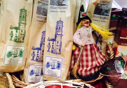 Befana italiană despre vrăjitoare, cărbuni și bomboane, punct de plecare