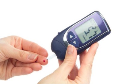 Гривна глюкомер за измерване на кръвната захар при диабетици