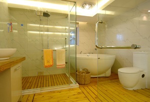 Pardoseală din lemn în baie - pavilion și hidroizolare baie plus