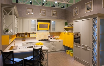 Designul de bucătărie verde este bogat în nuanțe, variații de combinații, decor și caracteristici de finisaje - articole