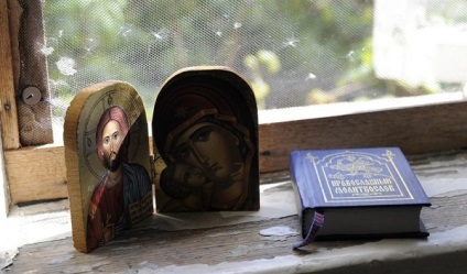 Cum să citești rugăciunile ortodoxe de dimineață, capriciu feminin