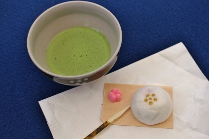 Hogyan kell inni a teát, vagy egy japán tea ünnepség alapjait - a legjobb japán zöld teát
