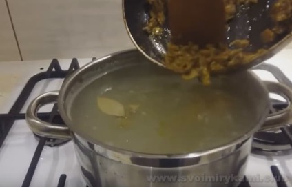 Cum să gătești o supă de ciuperci din ciuperci cu rețetă pas cu pas cu o fotografie