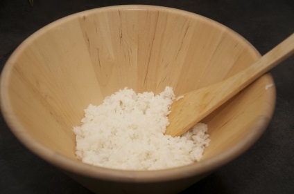 Cum să gătești orez pentru sushi, rulouri, bento timp de 6 minute - bento box