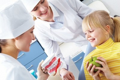 Cum de a alege stomatologie pentru un copil> articole, publicații tactice