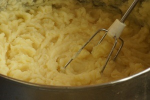 Burgonya fészkek gomba és sajt - fotó-receptek a lépésről-lépésre főzésre