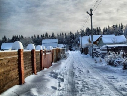 Când este mai profitabil să cumperi o casă, dacha (timpul anului)