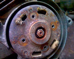 Căutați scuterul de reparații de blog cu mâinile proprii de reparare față variator pe scuter Honda