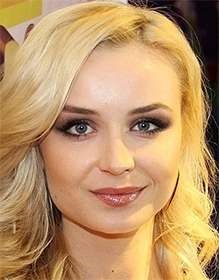 Polina Gagarina életrajzát, a dalok, zeneszerző, színésznő, modell és énekes szerzőjének képeit és dalait