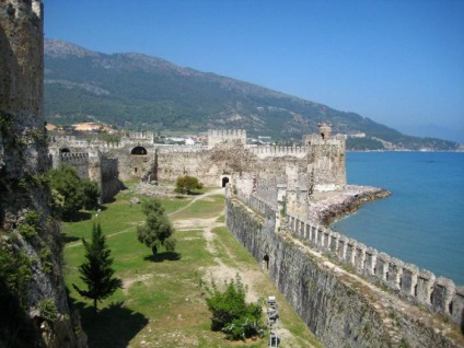 Egy turista autóval (vagy hogyan lehet felejthetetlen élményt szerezni egy tengerparti üdülés során)