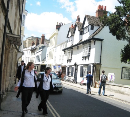 Mergând în Oxford