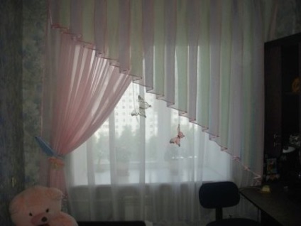 Perdele pentru camera de fete pentru copii (77 fotografii) idei de perdele și perdele gata făcute în dormitor la pervazul ferestrei