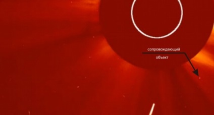 Soho a capturat OZN-uri în apropiere de căderea în soare a unei cometă gigantică