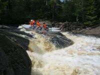 Rafting pe râul Uksunjoki (3 zile)