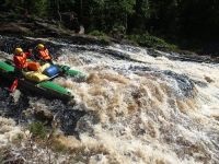 Rafting pe râul Uksunjoki (3 zile)