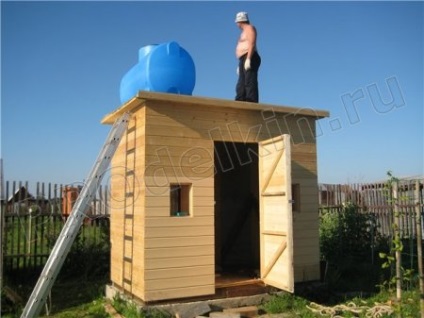 Construim la dacha, combinat cu toaleta