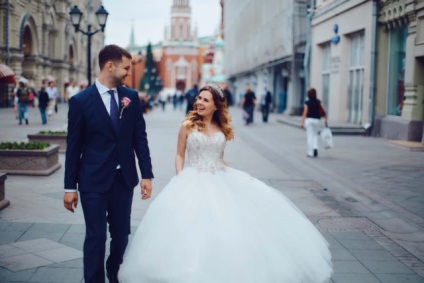 Esküvő a víz mellett a rotundában, kültéri check-in