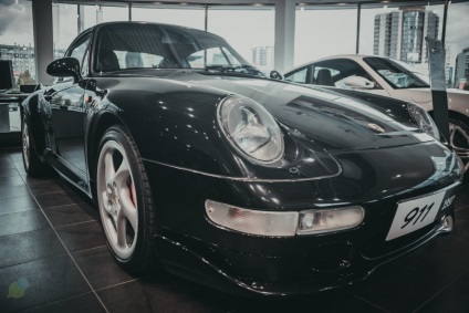 Numai o zi cetățenii din Chelyabinsk vor putea vedea porsche-ul ca cel al lui Hank Moody