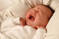 Treisprezece motive pentru care bebelușii critică