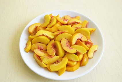 Jam din pepene galben pentru iarna - retete de gatit cu adaugarea de lamaie, portocala, mere, banane,