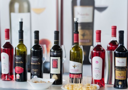 Totul despre prețurile vinurilor georgiene, felurile, cât de mult poți lua