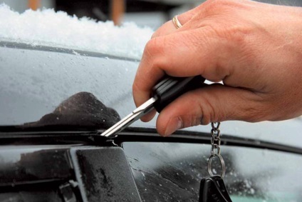 Blocarea și ușa mașinii au înghețat - cum să se deschidă și să nu-i înghețe din nou
