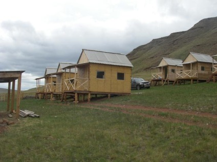 Apă vie - centre de recreere pe malul lacului Tus