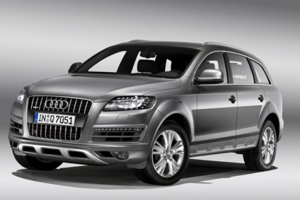 Audi q7 kiegészítő felszereléssel és befejező csomagokkal, valamint komfort költsége 2,741