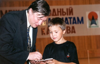 Biografie - Karpov Anatoly Evgenievich