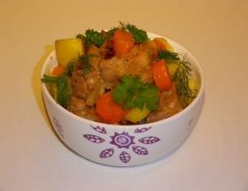 Sertés ételek - egyszerű és ünnepi házi készítésű receptek egy fotóval