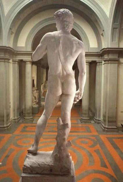 David sculptură de Michelangelo