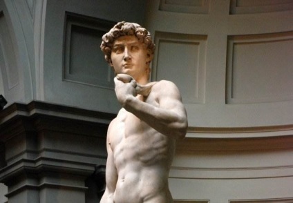 David sculptură de Michelangelo