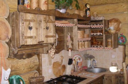Design de bucătărie într-o casă de lemn Interior de vile și de țară cabane cu un șemineu