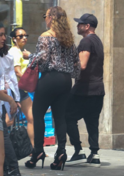 Mariah Carey sa schimbat dincolo de recunoaștere, câștigând o duzină de kilograme în plus