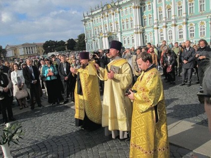 Moleben înainte de icoana Maicii Domnului, victoria din august a fost servită în Sankt Petersburg