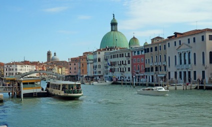 Poduri și canale din Veneția