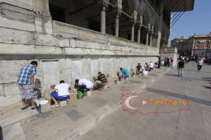 Moscheea nouă (yeni cami) din Istanbul, fotografie cum se obține