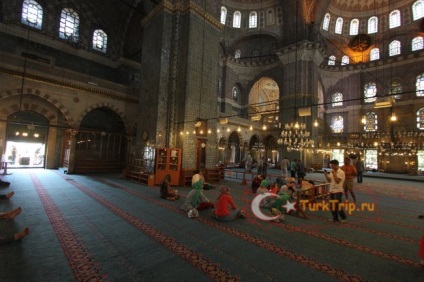 Moscheea nouă (yeni cami) din Istanbul, fotografie cum se obține
