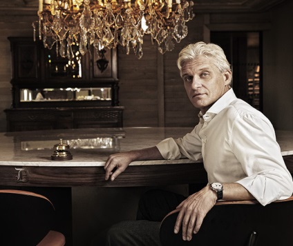 Oleg tinkov fotografie și interviu în cabana la datcha în valentrans, tatler, eroi, tatler - revista despre